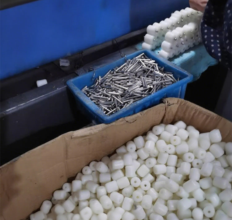 400 series Horizontal ball bearing module conveyer belt factory 2