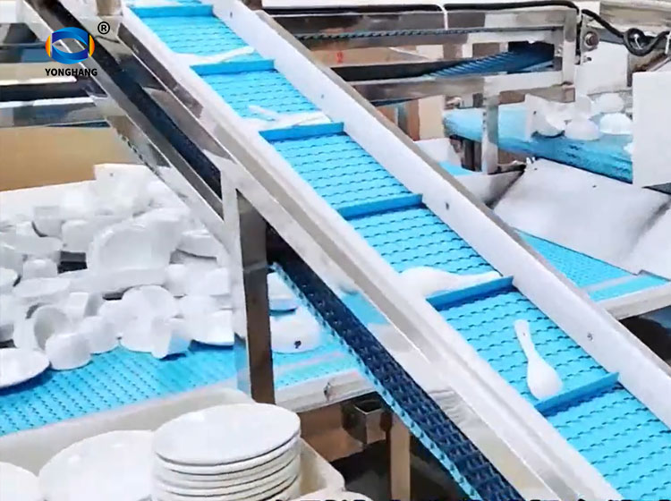 Module conveyor belt for dishwasher