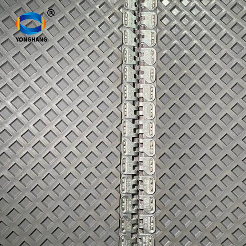 diamond-shaped-pockets-molded-Conveyor-belt Staple-Fastener